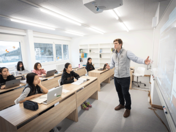 2025Ӣ������Ӫ