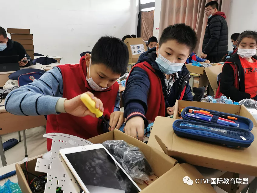 �����ƴ�����