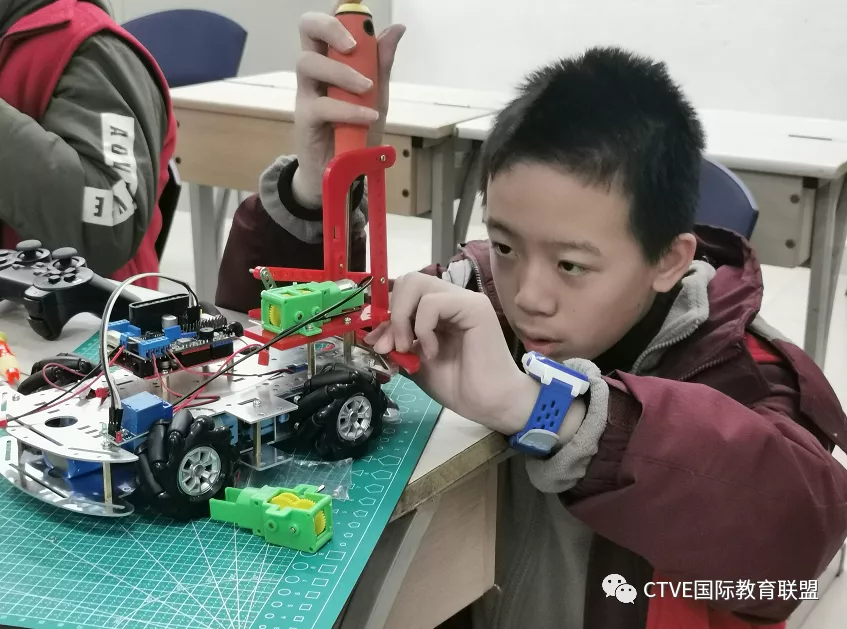 �ۺ���������